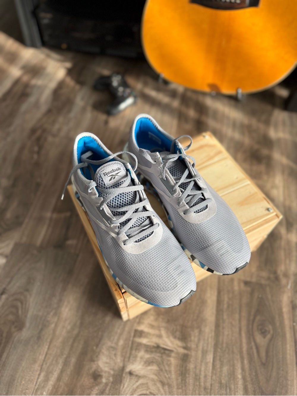 NEW Reebok Nano Training Shoes – Grey & Blue Flashfilm – Sz 10 / 41